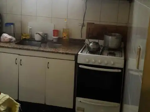 Depto Tipo Casa 4 ambientes con 1 baño
