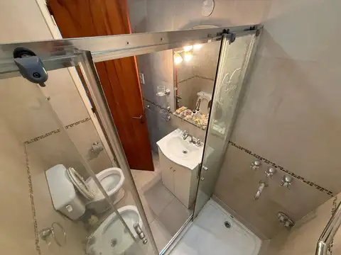 Presidente Quintana 500, Piso 1