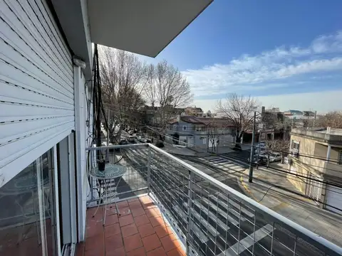 Departamento en Alquiler en Monte Castro, $ 600.000