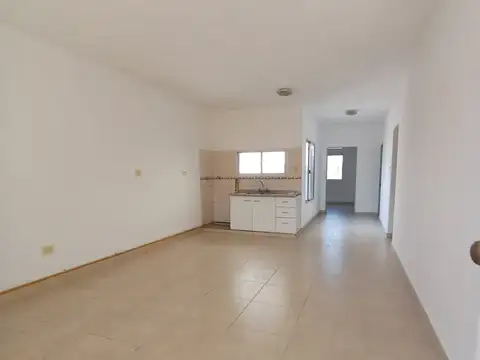 Molina 300, Piso 1
