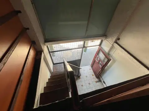 Local en Alquiler Via Púb.