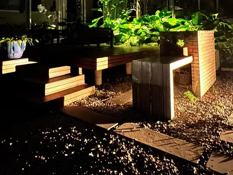 Casa en Alquiler con 1 cochera