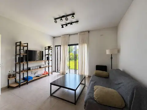 Casa en Alquiler de 2 dormitorios