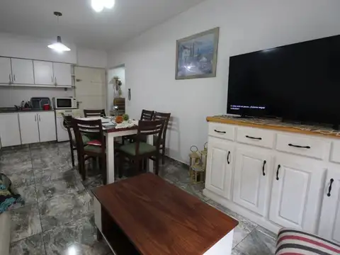 VENANCIO FLORES 1100
