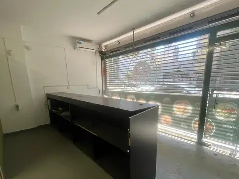 Local en Venta 40 años