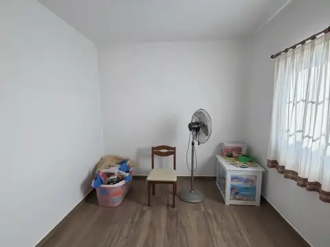 Casa en Alquiler con 1 cochera