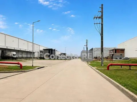 Nave Industrial en Moreno