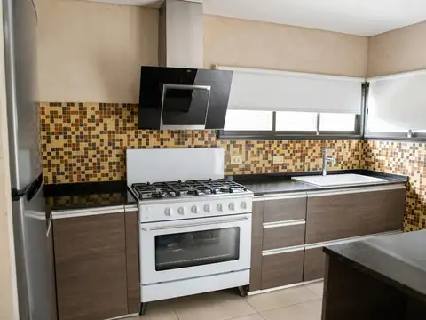 Casa en Venta en Alvear, USD 149.000
