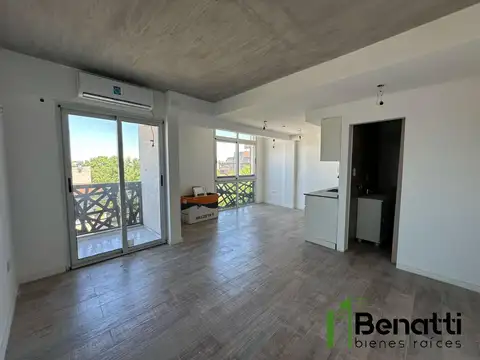 Departamento monoambiente AL FRENTE con BALCON en alquiler