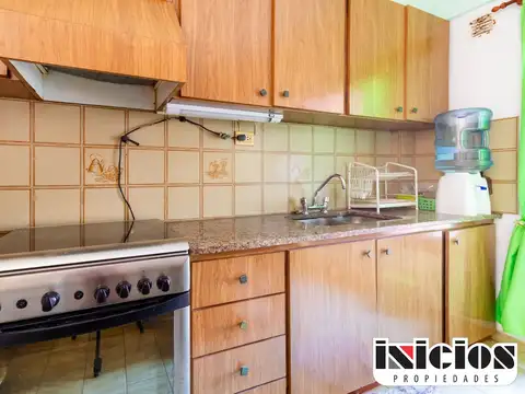 Tríplex: Catamarca Nº 506 Esq. Candiotti - Mar de Ajo - C1012