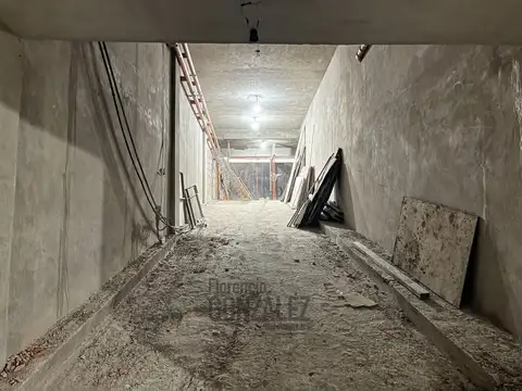 VENTA COCHERA CUBIERTA. POSIBILIDAD FINANCIACIÓN.