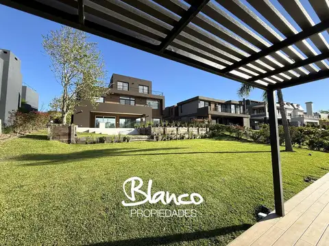 Casa  en Venta en El Yacht, Nordelta, Tigre