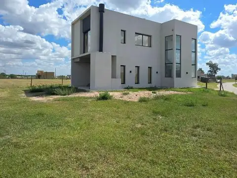 Casa a Estrenar Santa Clara al Sur Canning