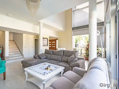 Casa en Venta de 7 dormitorios