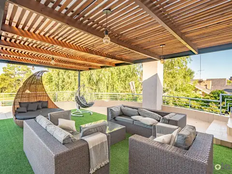 Casa en venta San diego 7 ambientes con pileta