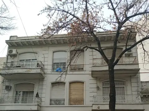 Varela 300, Piso 2