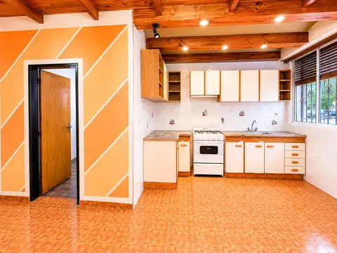 Depto Tipo Casa en Venta de 2 ambientes
