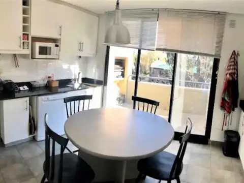Departamento en Alquiler con 2 cocheras