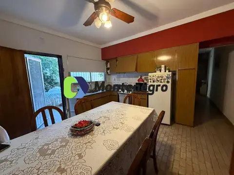 Casa en Venta en Berazategui Oeste, USD 200.000