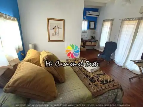 Casa en Venta con 1 cochera
