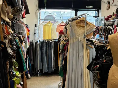 Local en Venta Via Pública