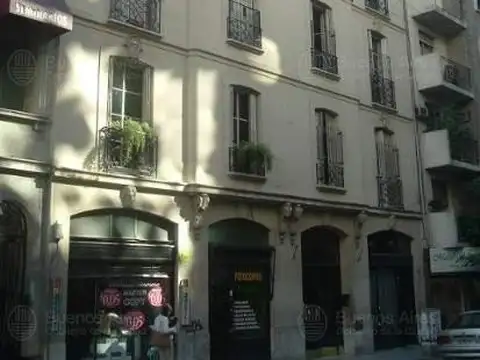 LOCAL 3.90  X 6, EXCELENTE UBICACIÓN