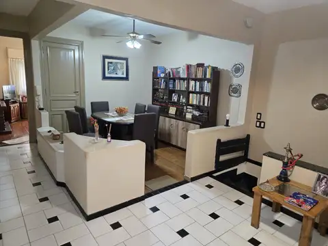 Depto Tipo Casa en Venta 50 años