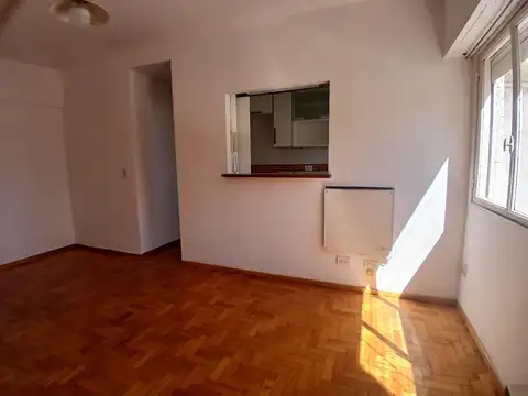 Departamento en Alquiler en San Cristobal, $ 600.000