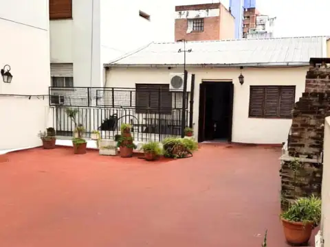 Depto Tipo Casa en Venta de 6 ambientes