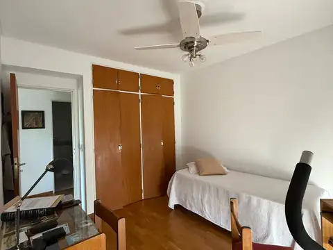 ALQUILER : DEPTO 4 AMBIENTES CON DEPENDENCIA TIPO DUPLEX CON TERRAZA PROPIA Y COCHERA EN BELGRANO
