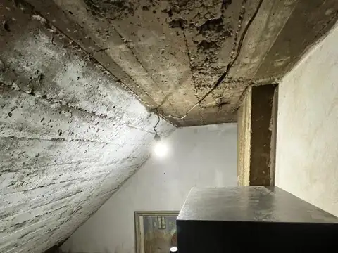 Local comercial con depósitos