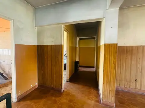 Depto Tipo Casa en Venta en Longchamps, USD 120.000