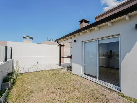 Rivadavia al 15500, Haedo Sur