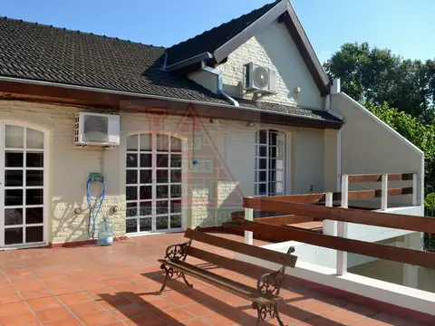 regina pacini de alvear 1400