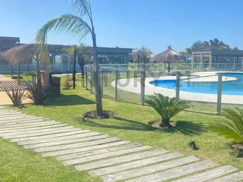 Terreno en Venta 30  mts Fondo