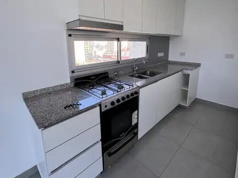 BARBARO FARIAS ALQUILA DEPARTAMENTO 2 AMB.