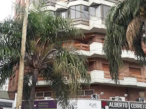 Av De Mayo 300 , Piso 2