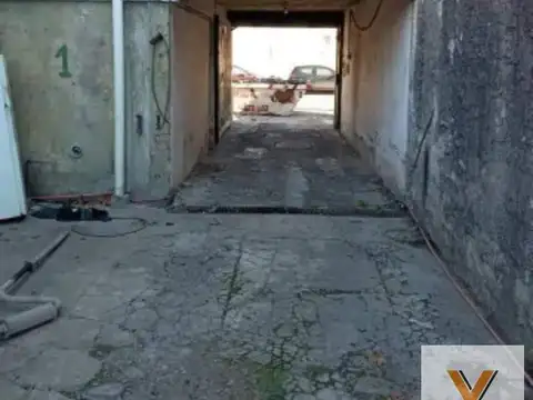 Depósito en alquiler - 350Mts2 - La Plata
