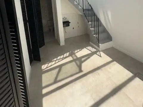 Depto Tipo Casa en Venta en Sarandi, USD 63.000