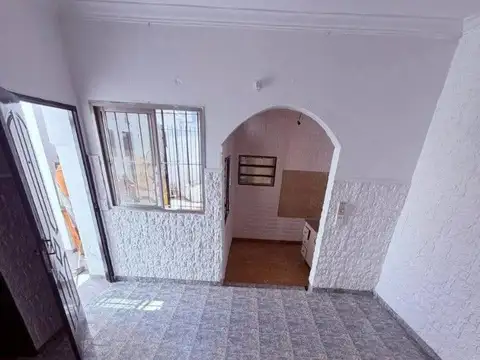 Depto Tipo Casa en Alquiler de 2 ambientes