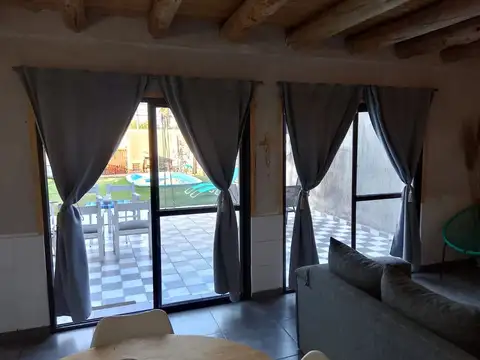 Casa en Venta con 1 cochera