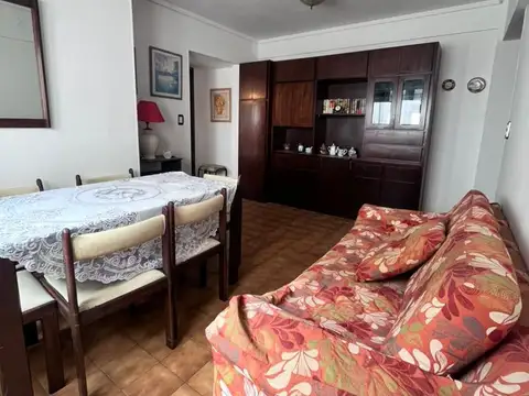 Belgrano 2200, Piso 8