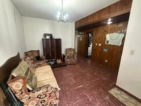Casa en Venta en Parque Chacabuco, USD 260.000