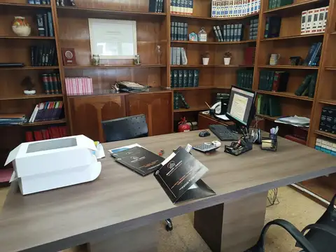 Oficina en Alquiler 20 años