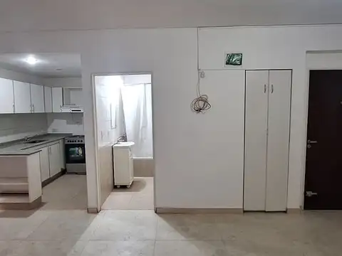 ALQUILER MONOAMBIENTE CON BALCON EN BALVANERA