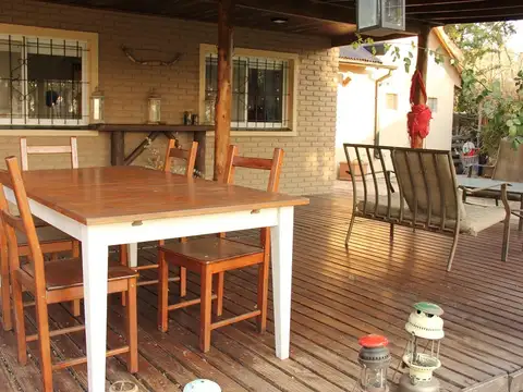 Casa Estilo Campo Lindera al Campo con vista Unica