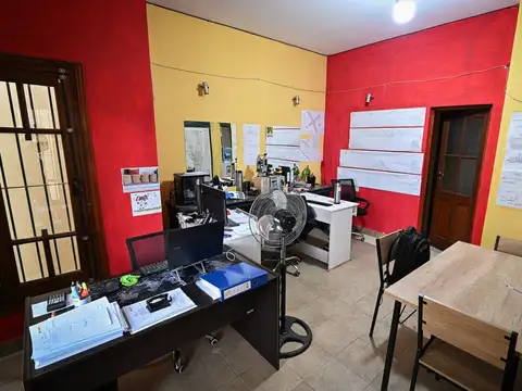 Casa 4 ambientes con 4 baños