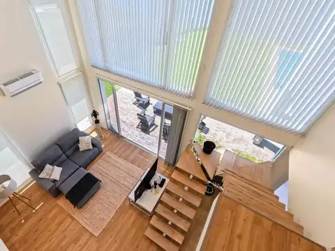 Casa 4 ambientes con 2 baños