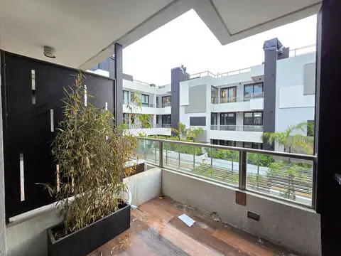 Departamento 4 ambientes con 3 baños