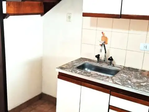 Departamento, PH, Dúplex, en ALQUILER, 2 Ambientes con Patio en Ramos Mejía